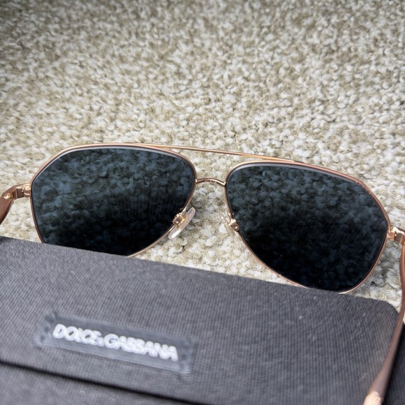 Dolce And Gabban Vintage Aviator Sunglasses Used With Velour Case - Picture 8 of 13